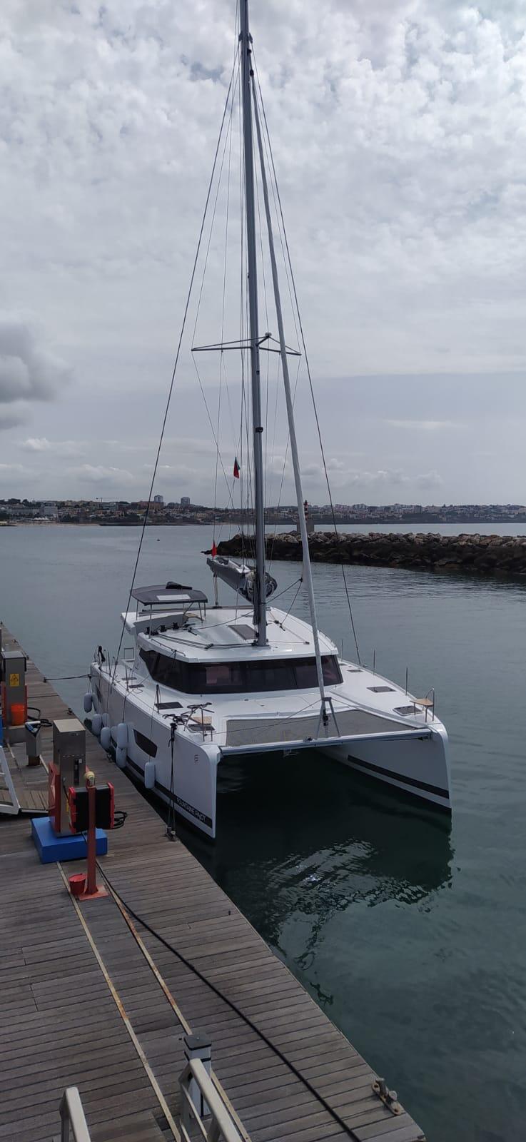 Catamaran 