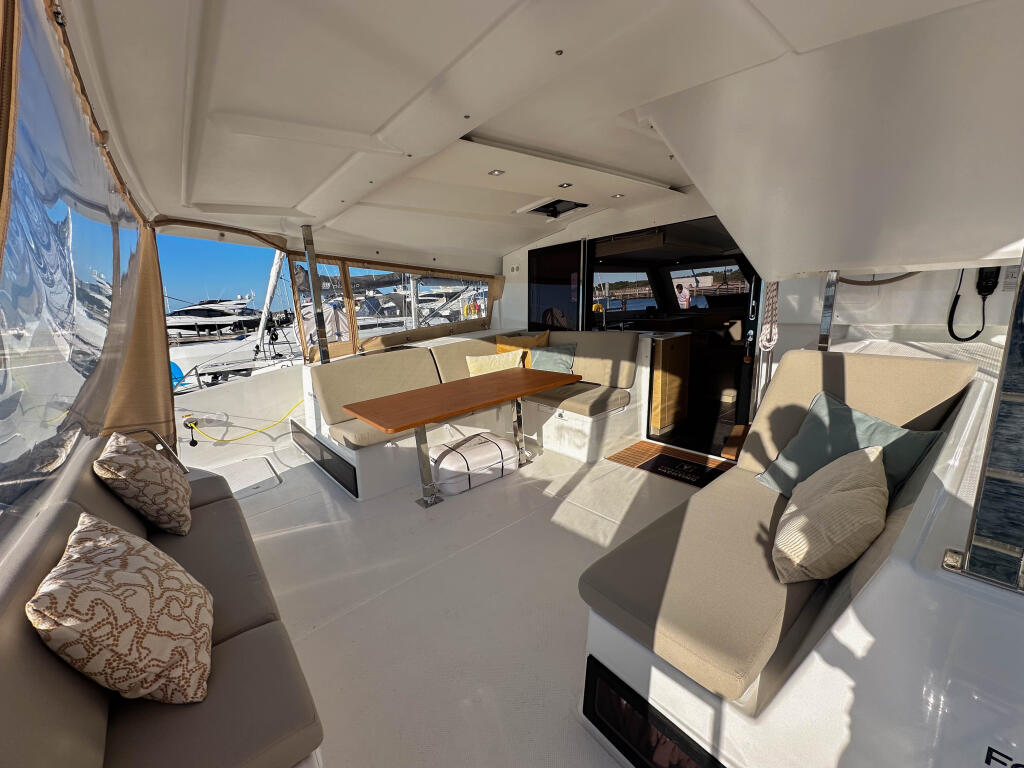Catamaran 