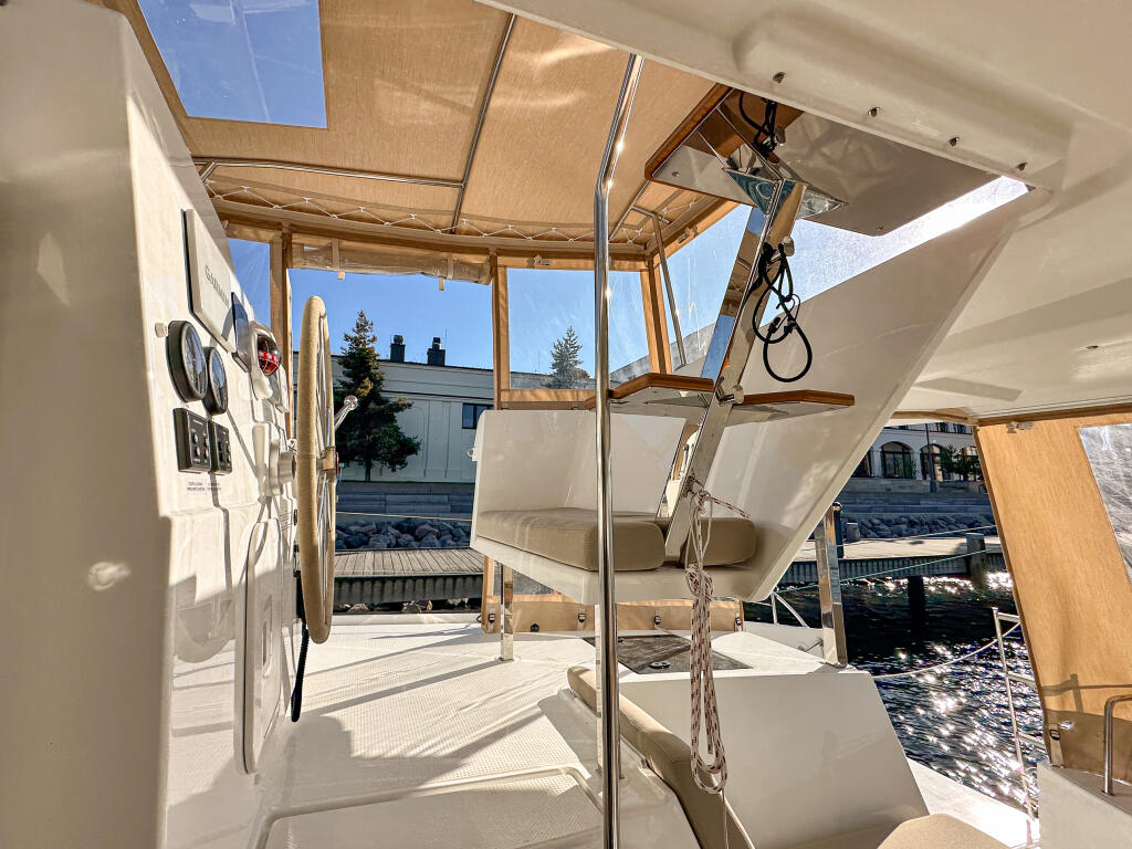 Catamaran 