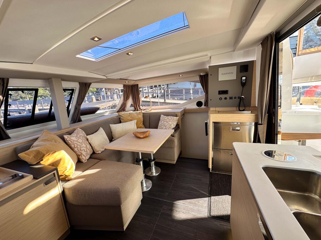 Catamaran 