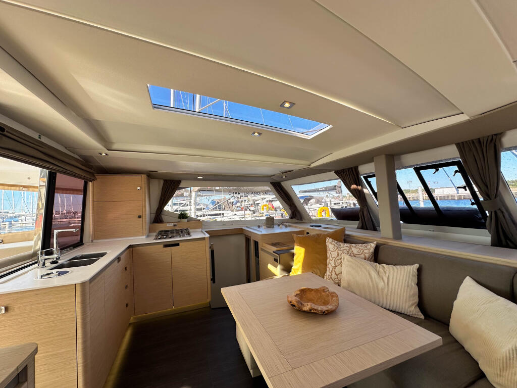 Catamaran 