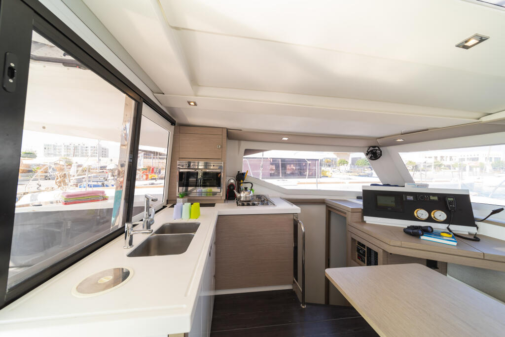 Catamaran 