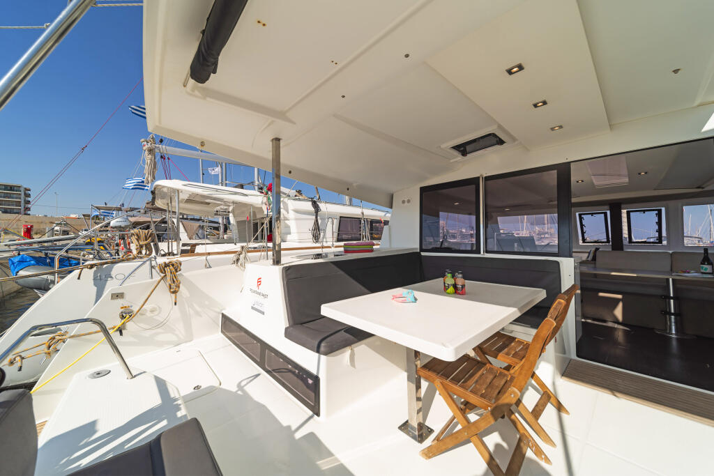 Catamaran 