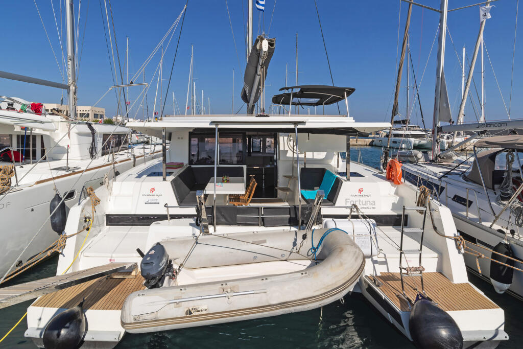Catamaran 