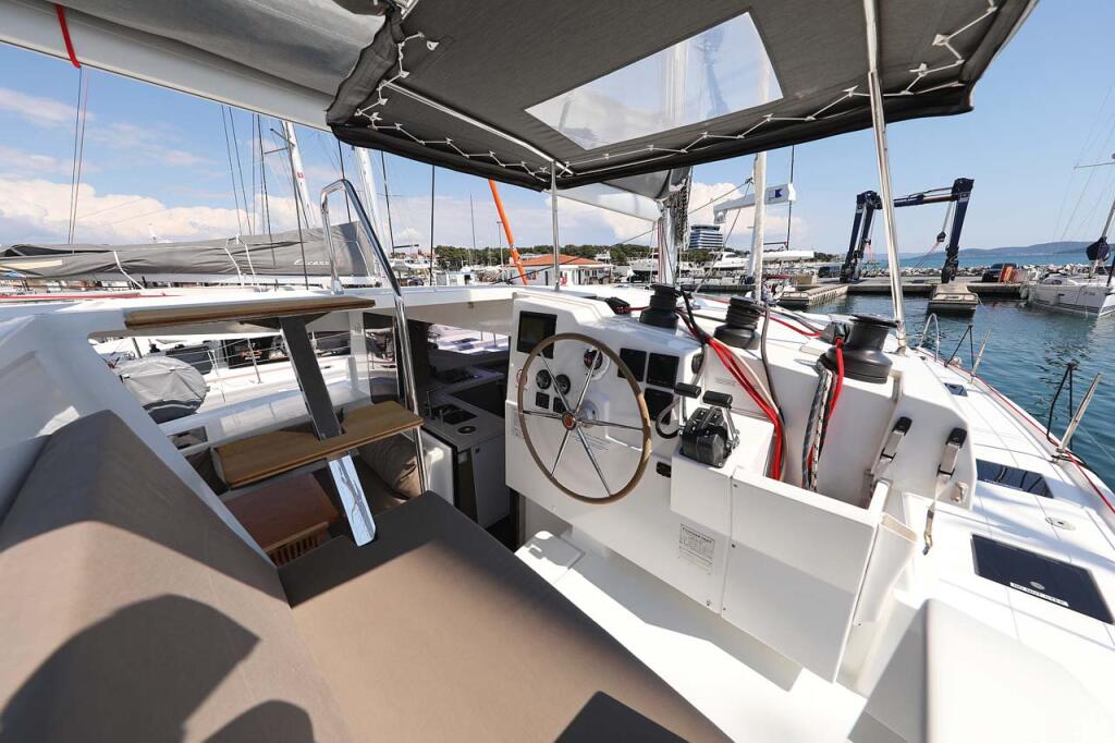 Catamaran 