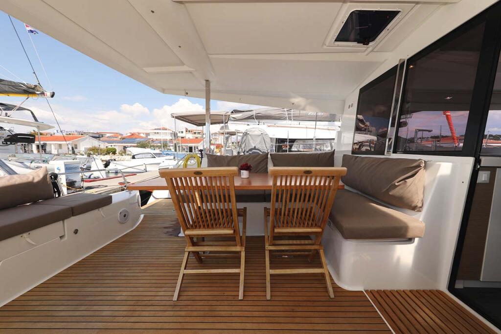 Catamaran 