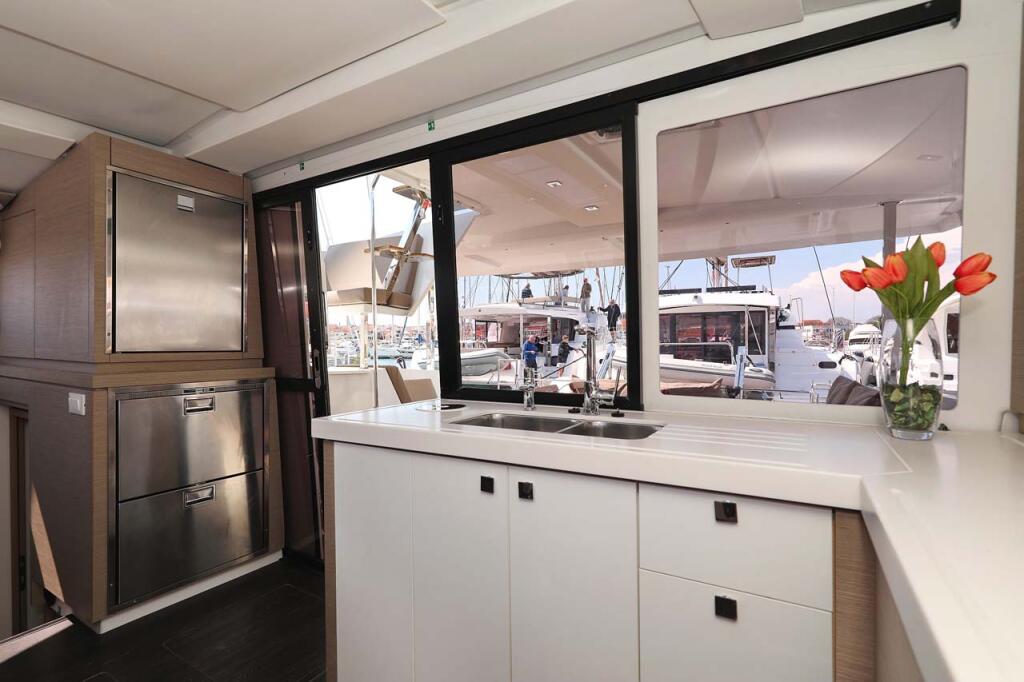 Catamaran 