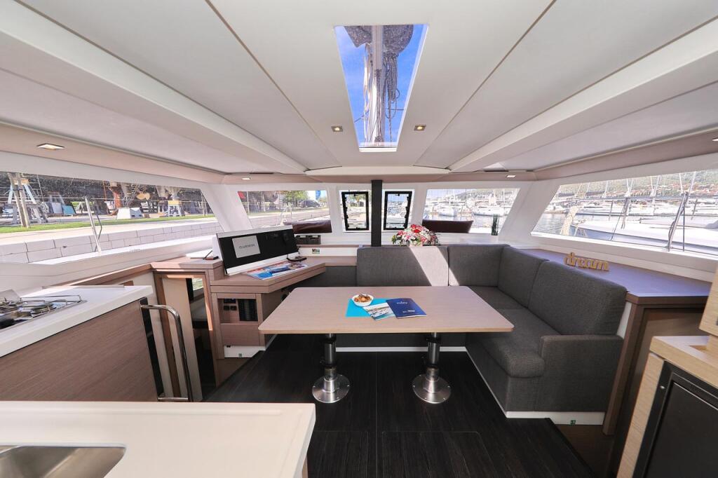 Catamaran 