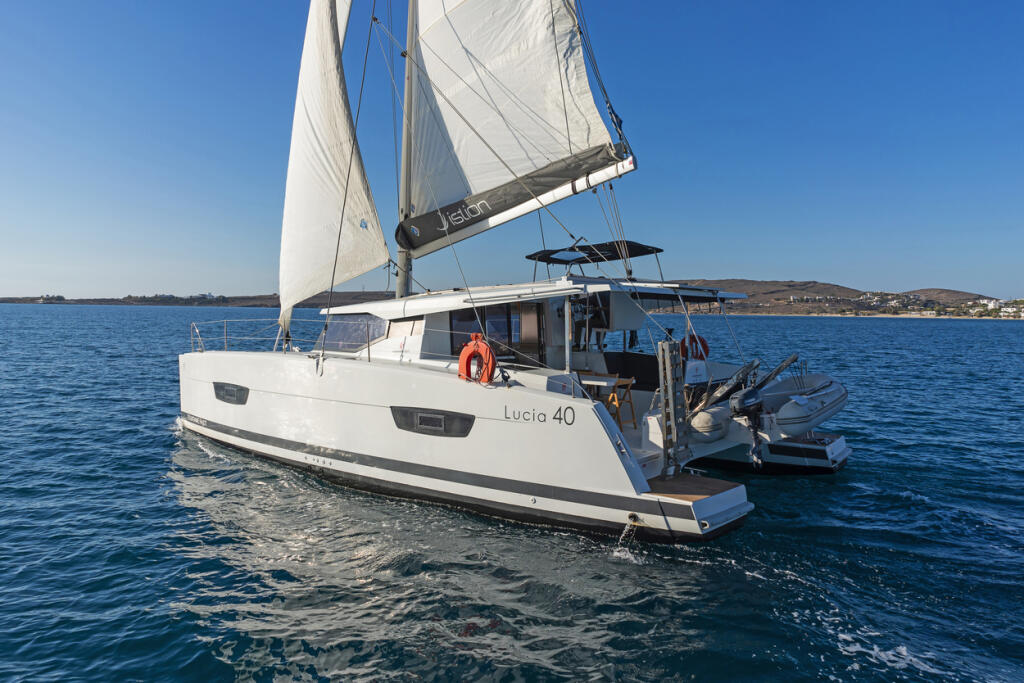 Catamaran 