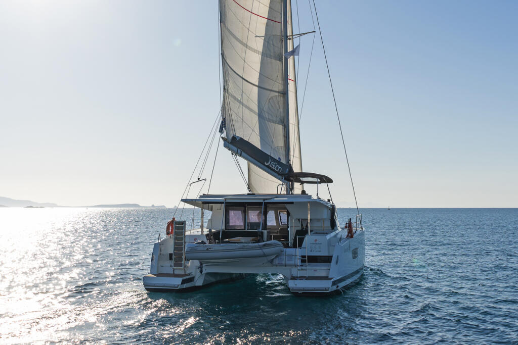 Catamaran 