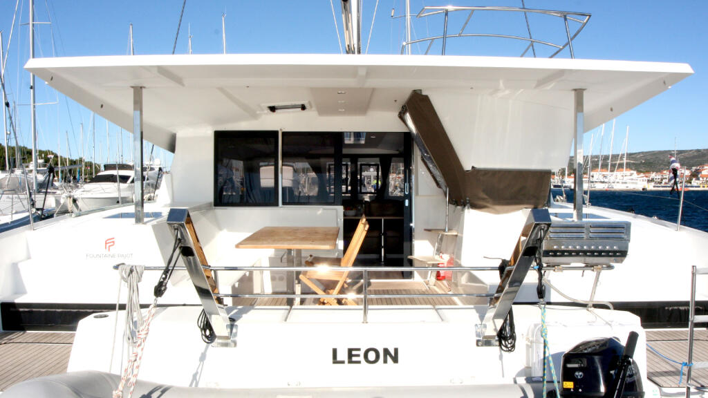 Catamaran 
