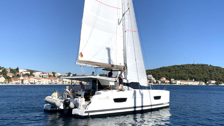 Catamaran 