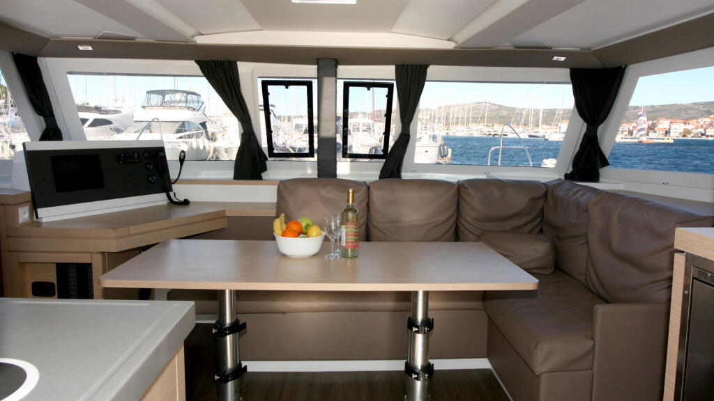 Catamaran 