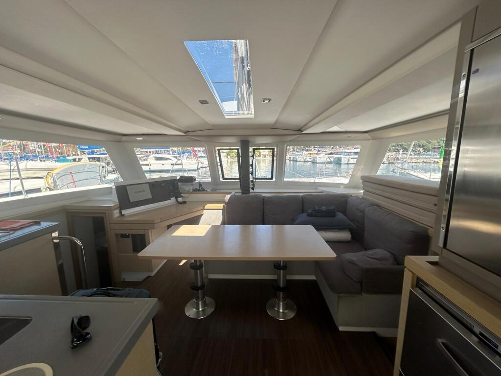 Catamaran 