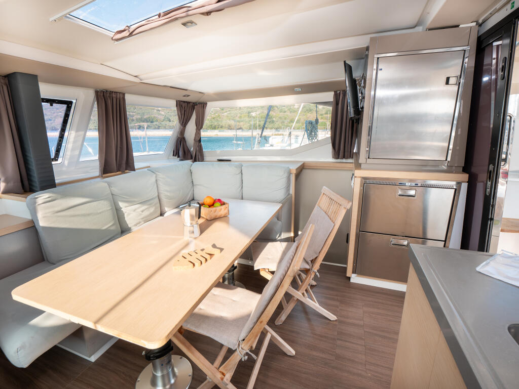 Catamaran 