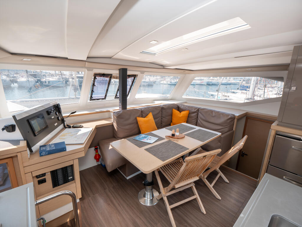 Catamaran 