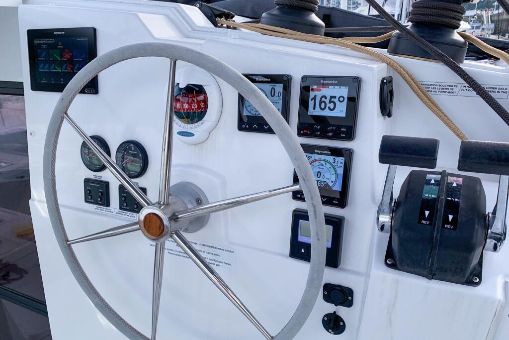 Catamaran 