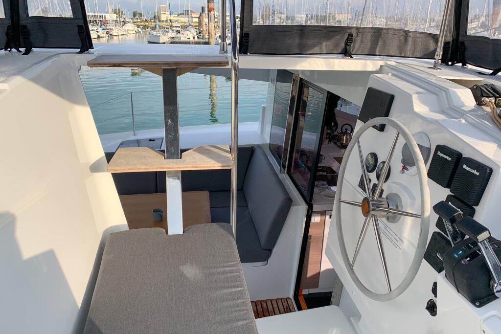 Catamaran 