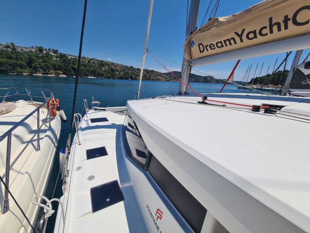 Catamaran 