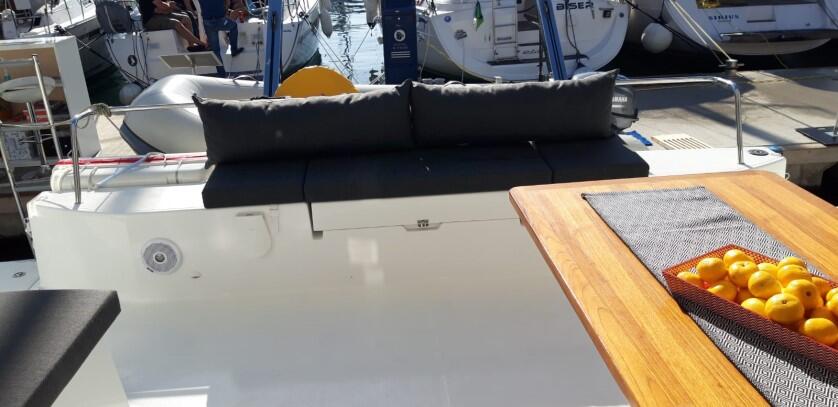 Catamaran 