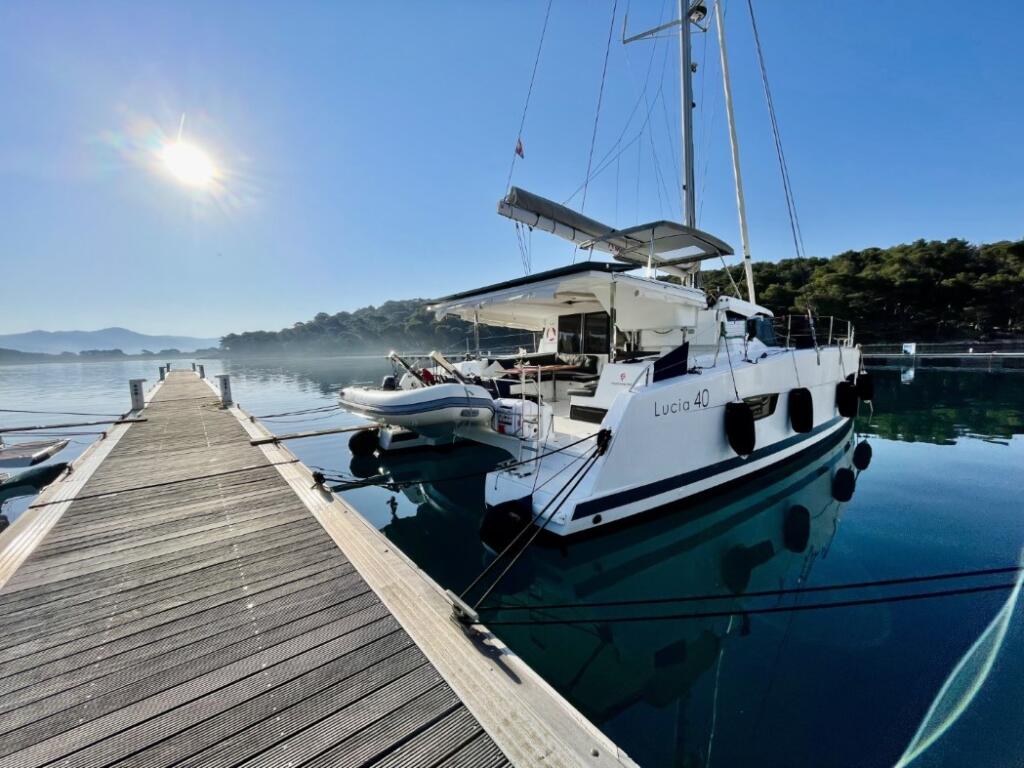 Catamaran 