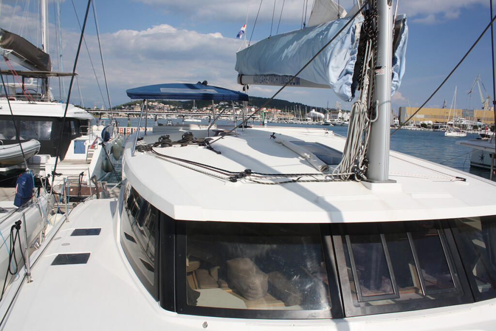 Catamaran 