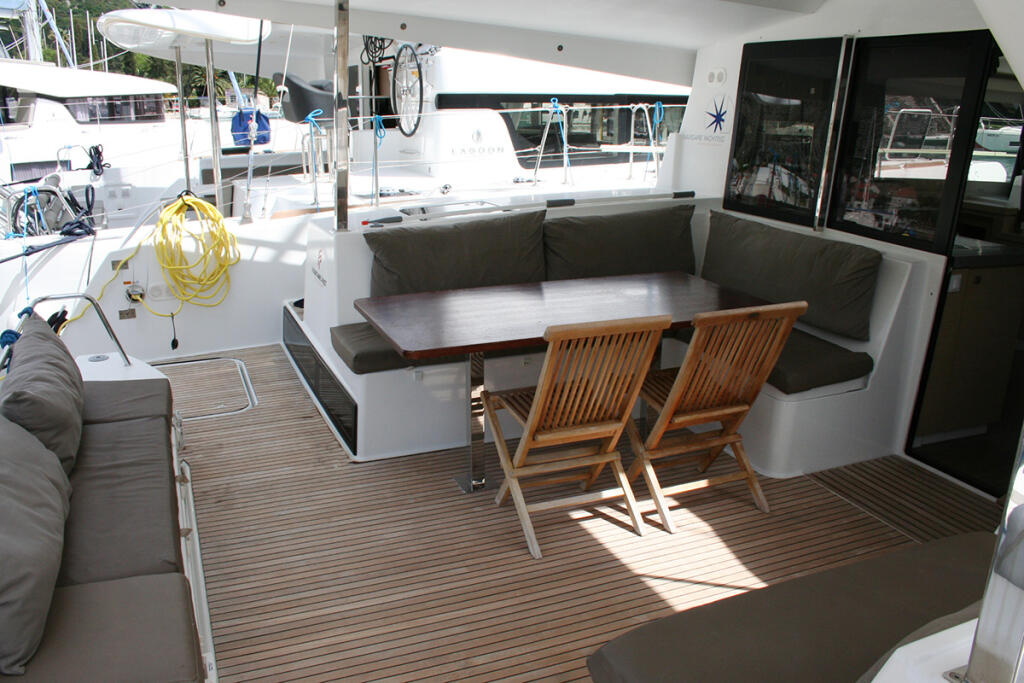 Catamaran 