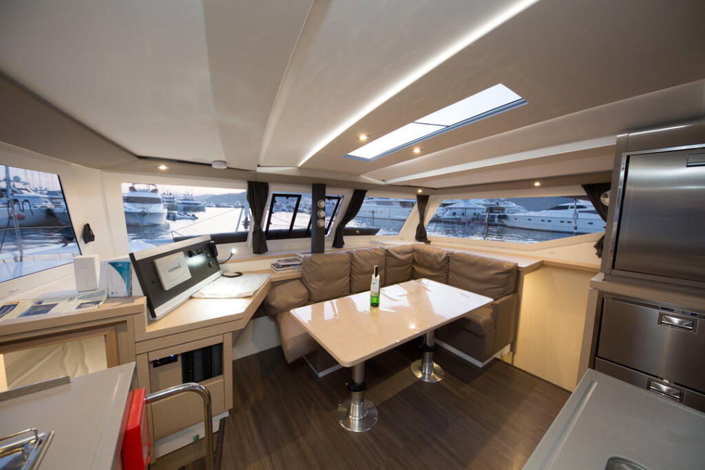 Catamaran 