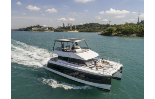 Power catamaran 