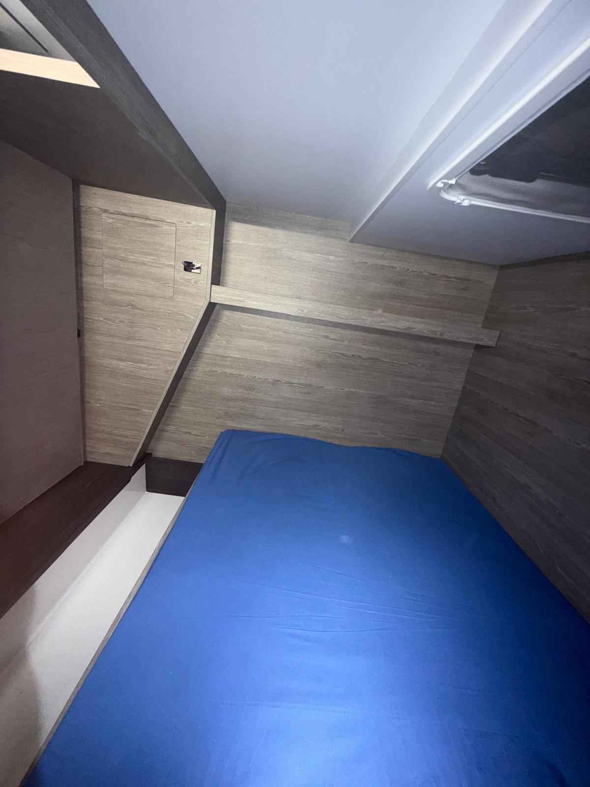 Power catamaran 