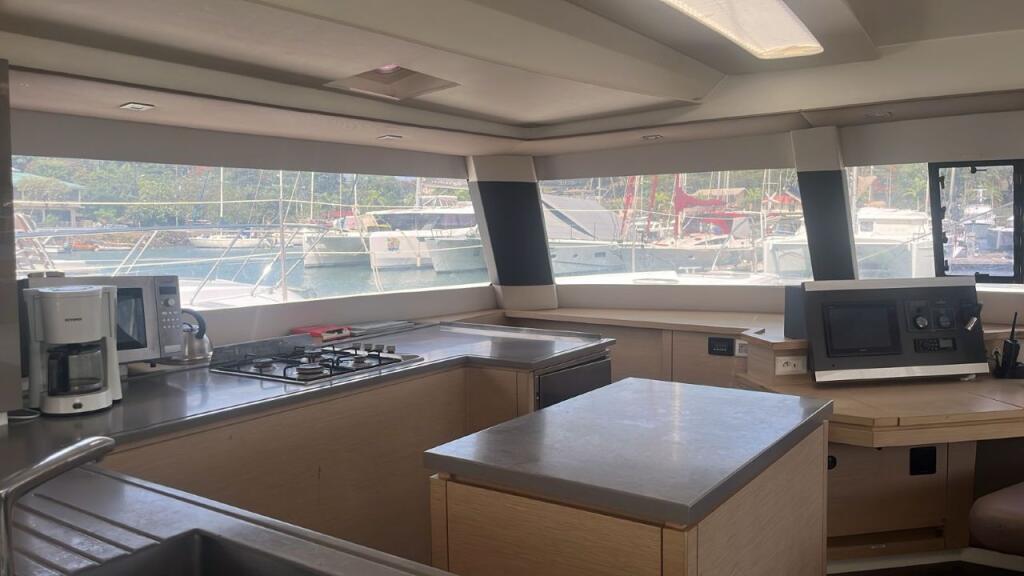Catamaran 