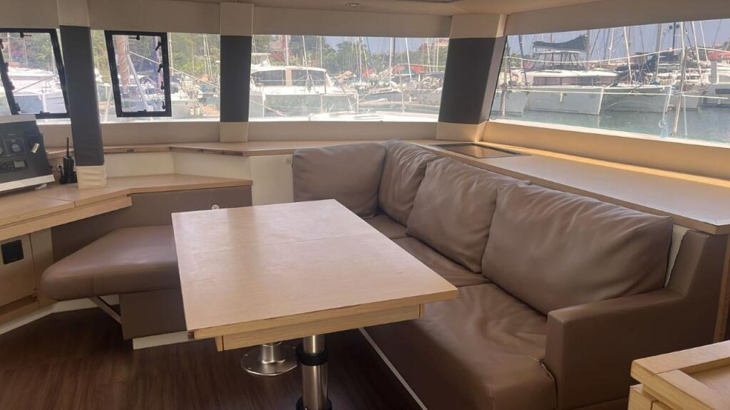 Catamaran 