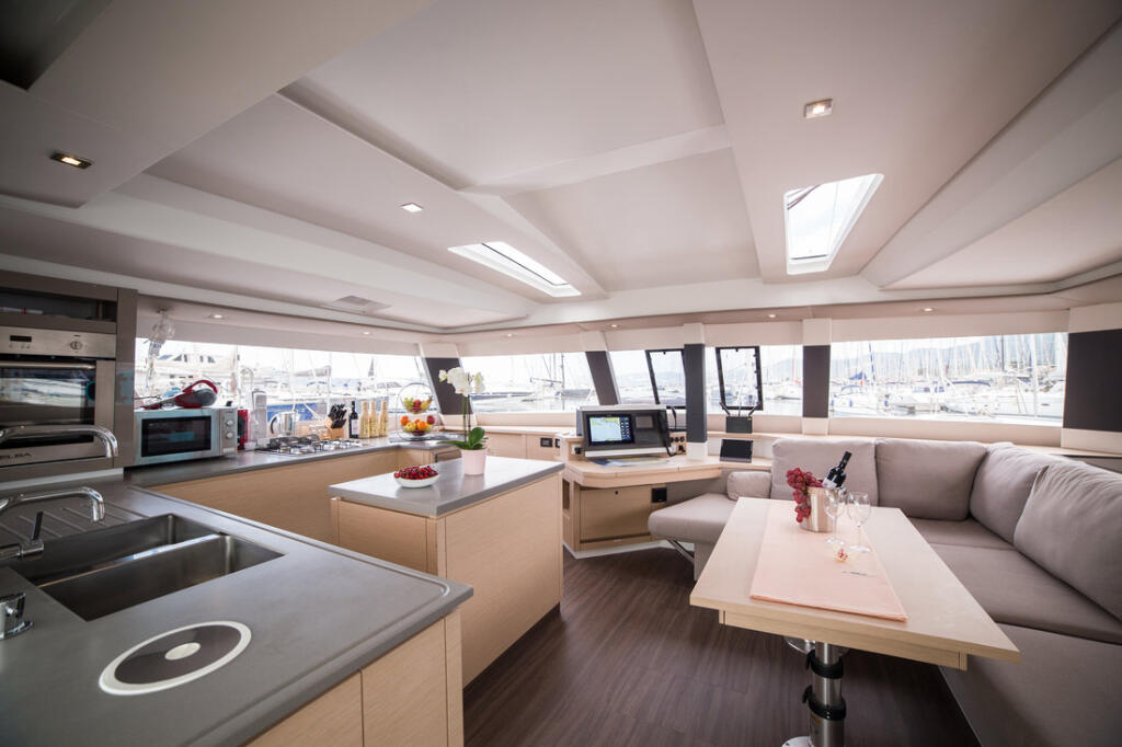 Catamaran 