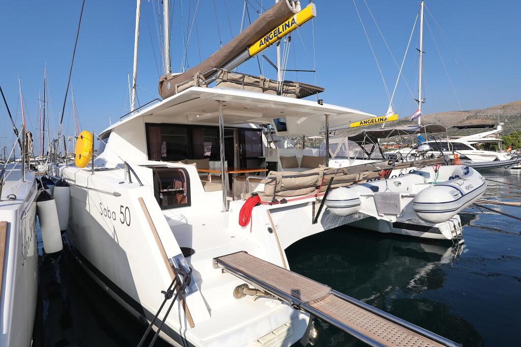 Catamaran 
