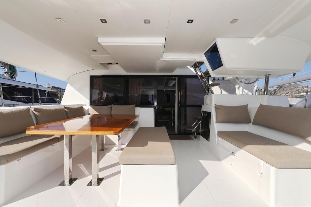 Catamaran 