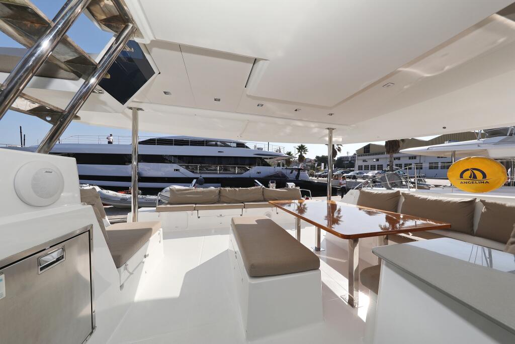 Catamaran 