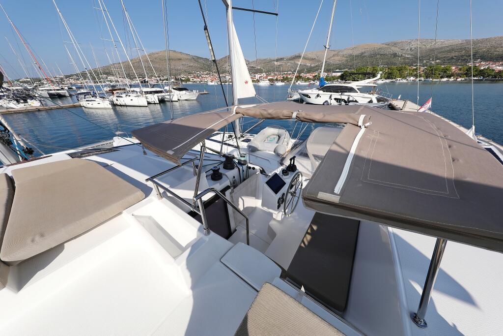 Catamaran 