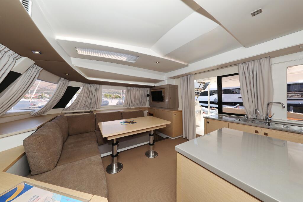 Catamaran 