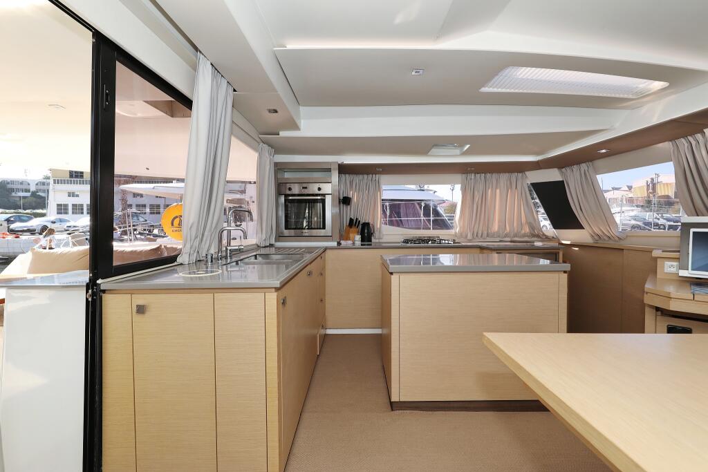 Catamaran 