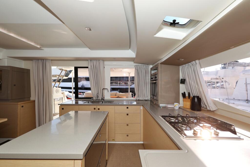 Catamaran 