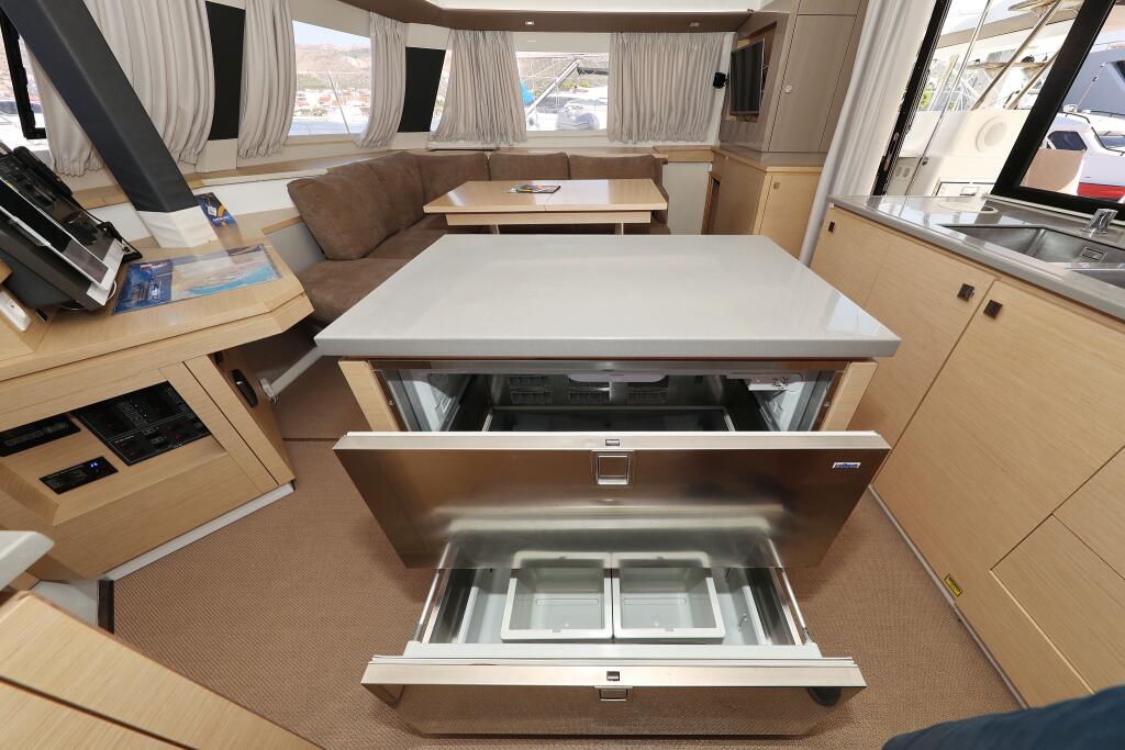 Catamaran 