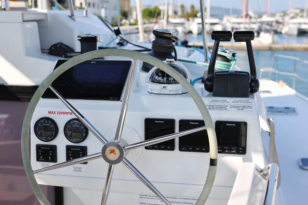 Catamaran 