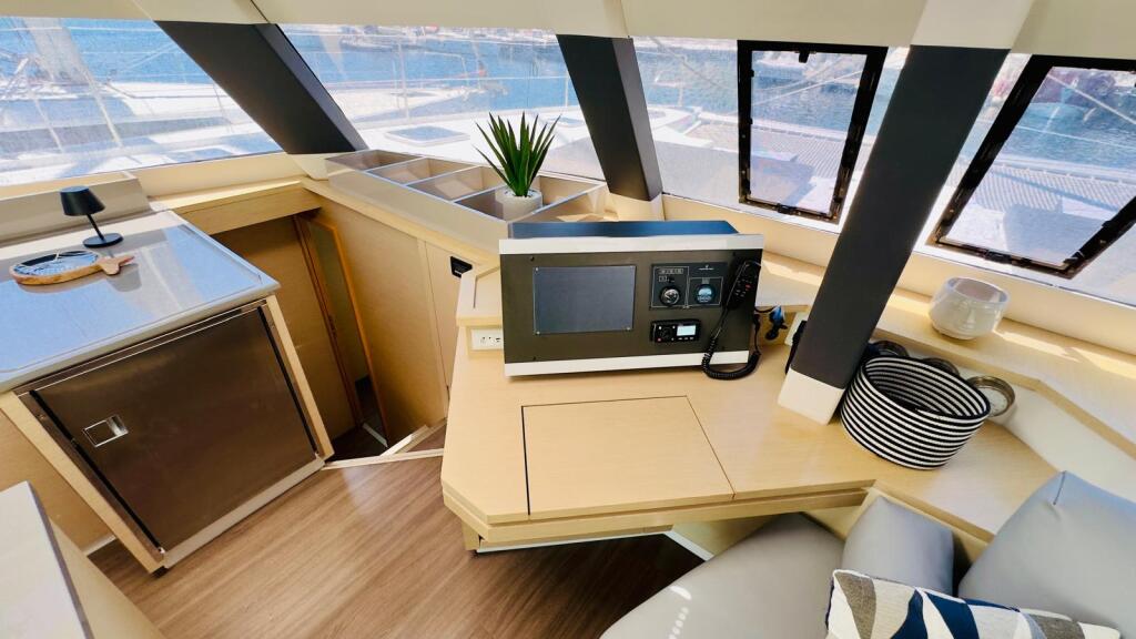 Catamaran 