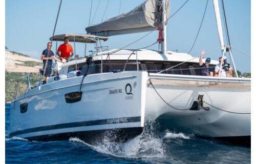 Catamaran 