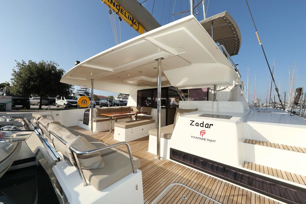 Catamaran 