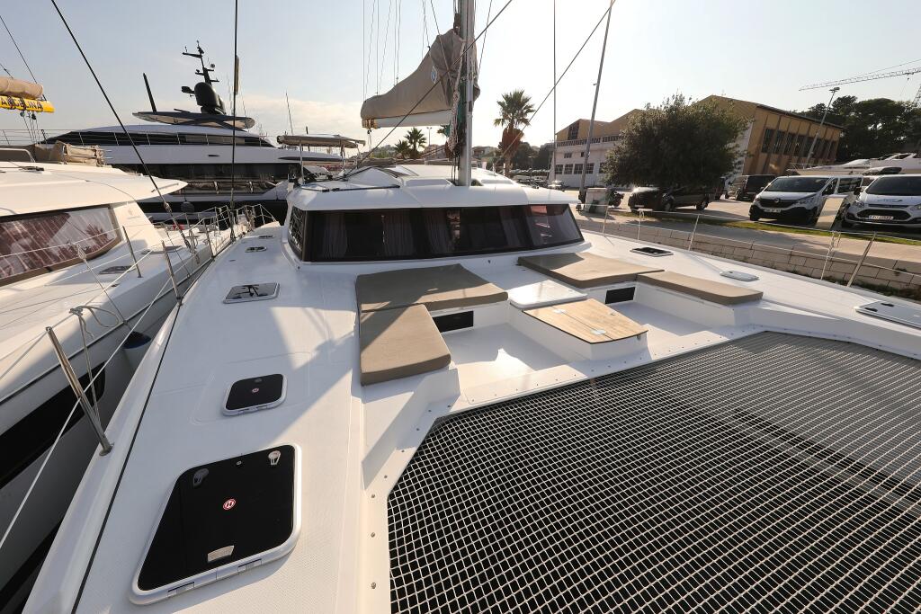 Catamaran 