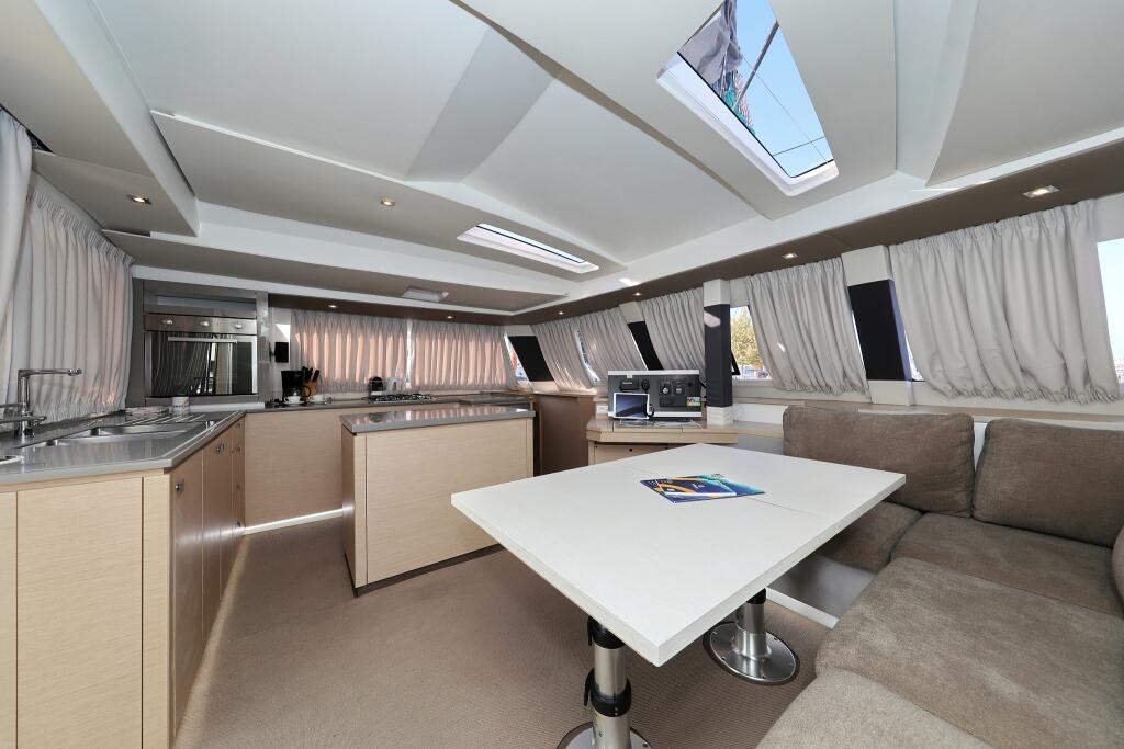 Catamaran 