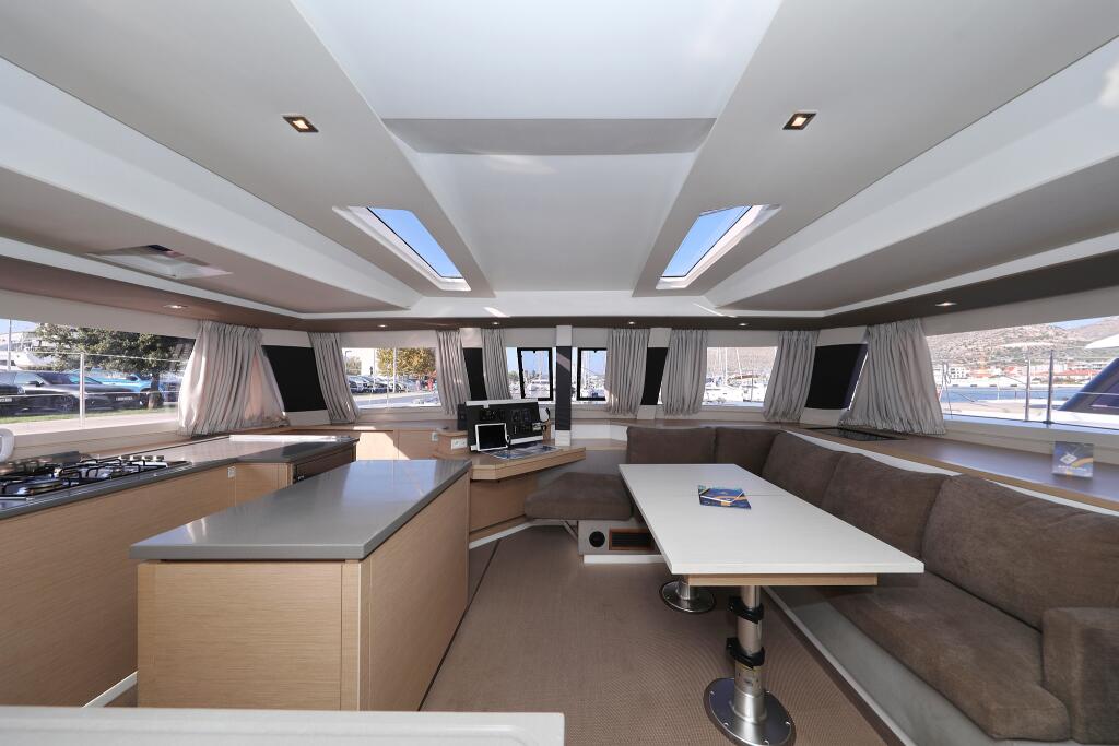 Catamaran 