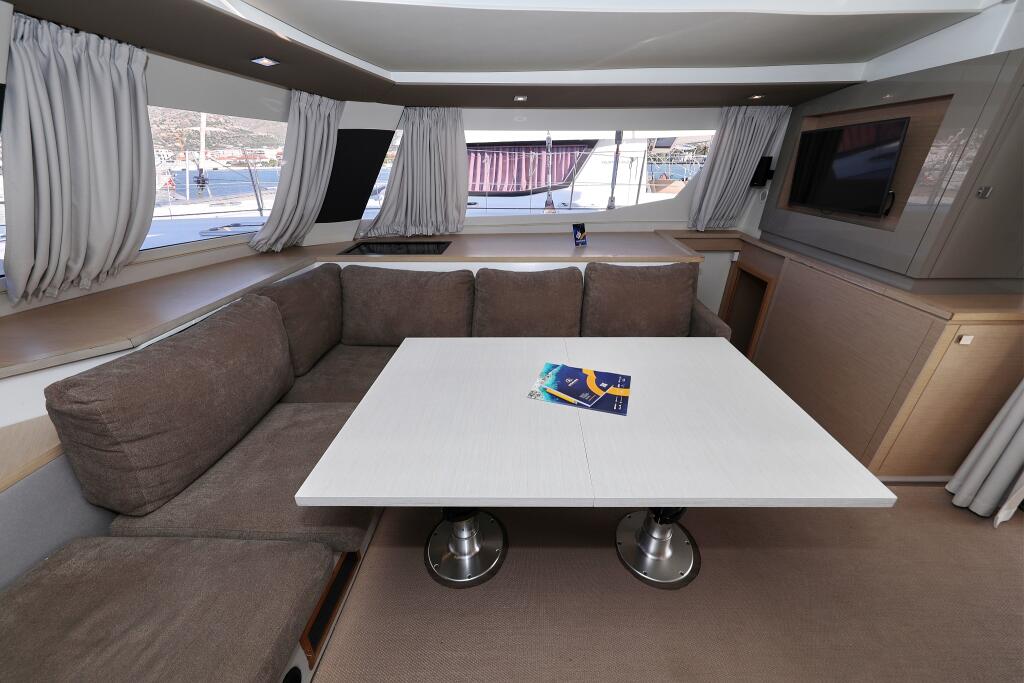 Catamaran 