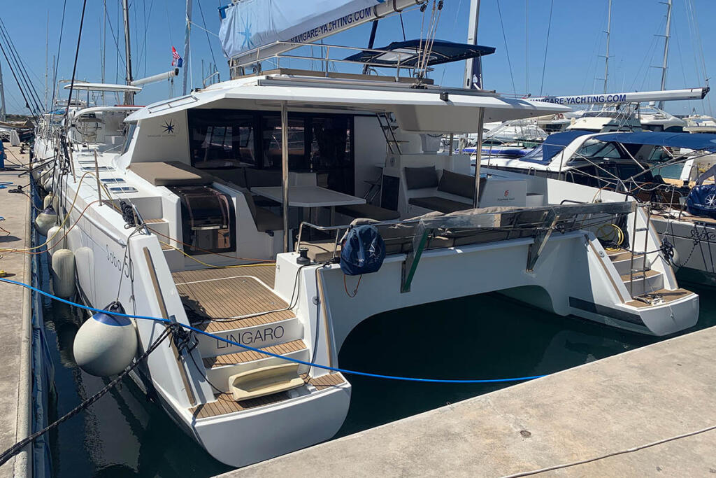 Catamaran 